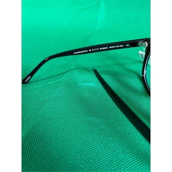 Compliments by DIFF Cooper Blue Light Geometric Glasses - Picture 9 of 12